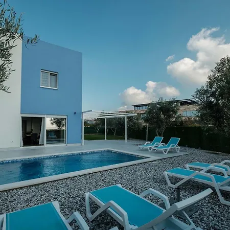 Вилла Dolly Blue *